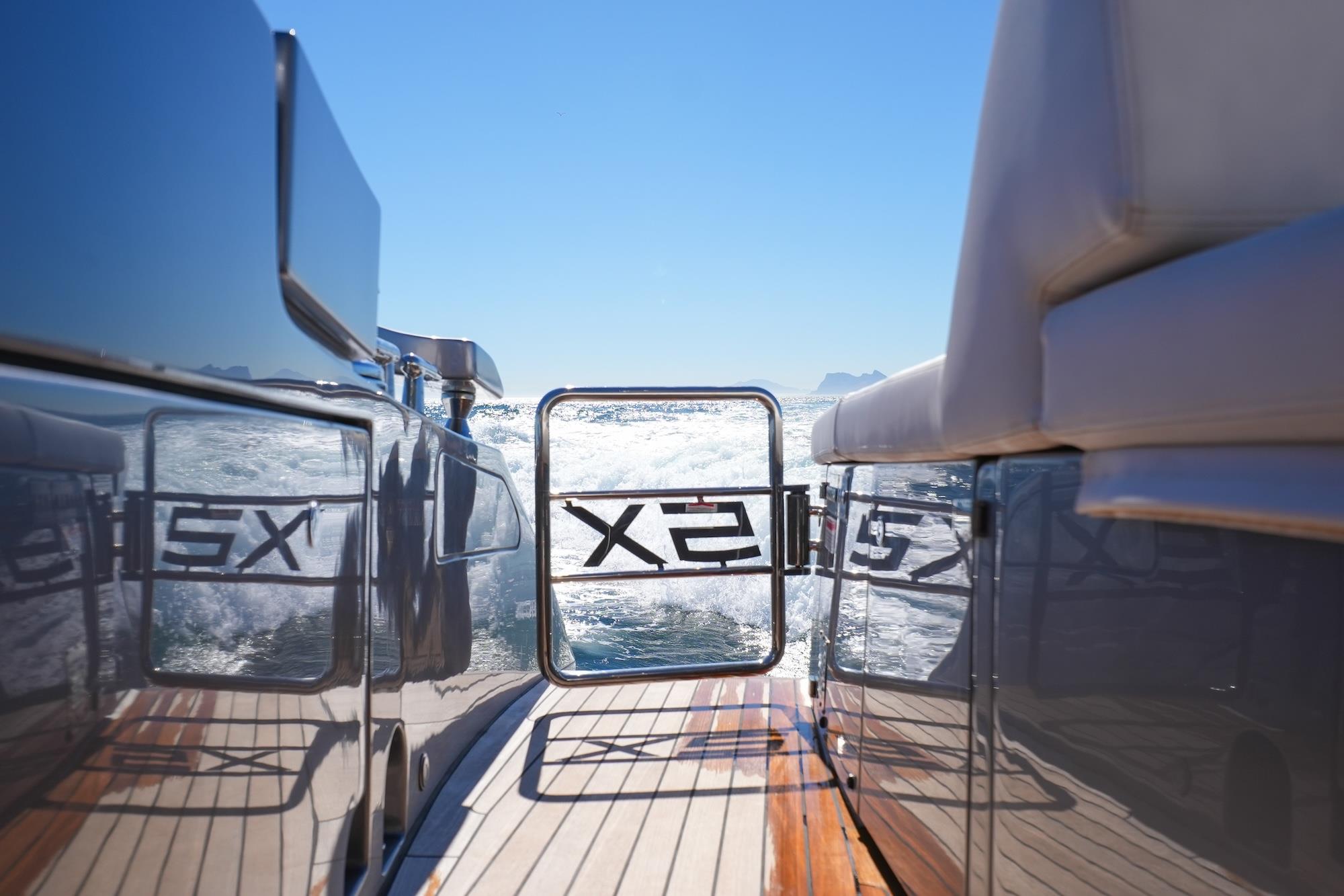 2024 PERSHING 5X 